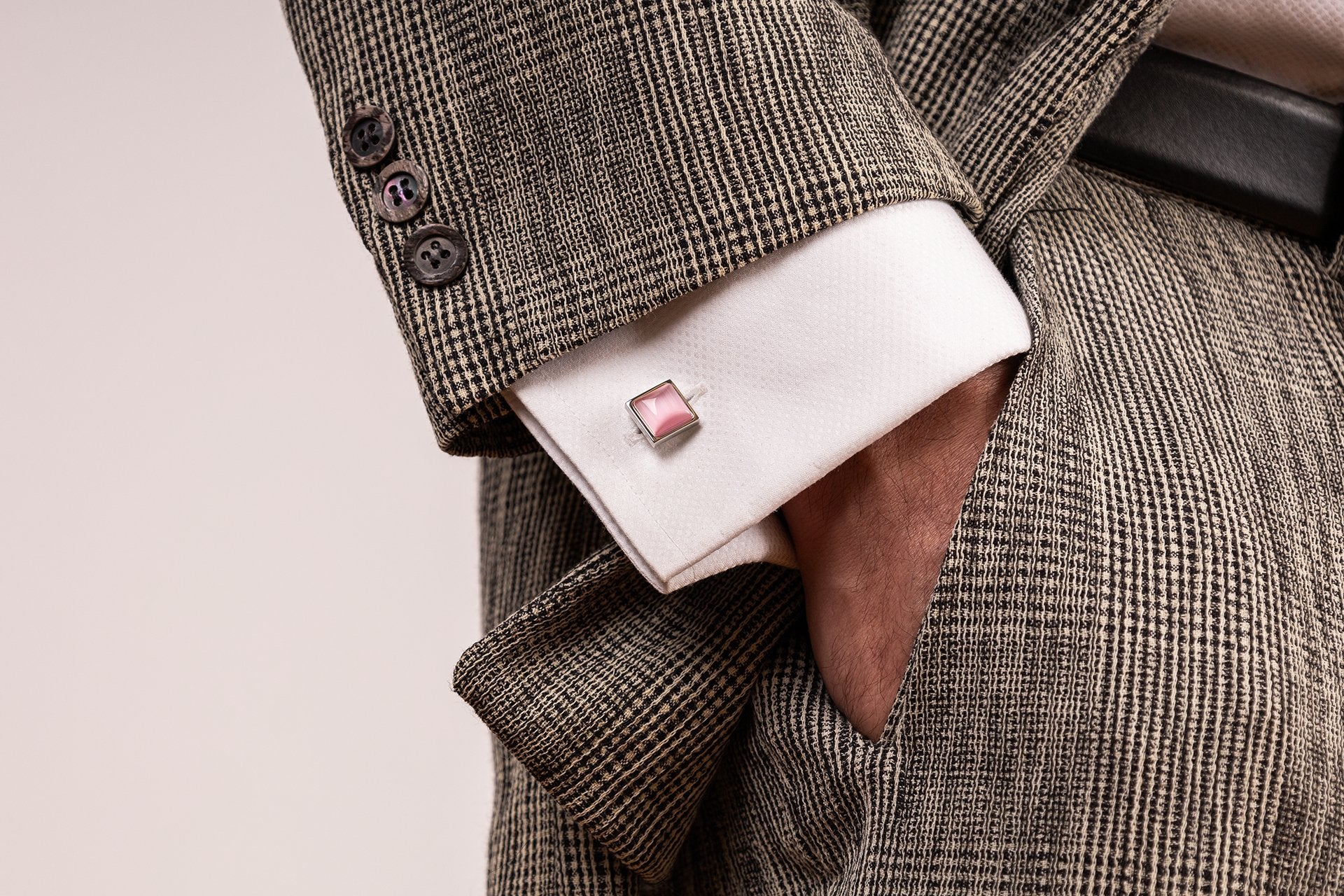 Regina Cufflinks - Louis Faglin Paris Gold Pink